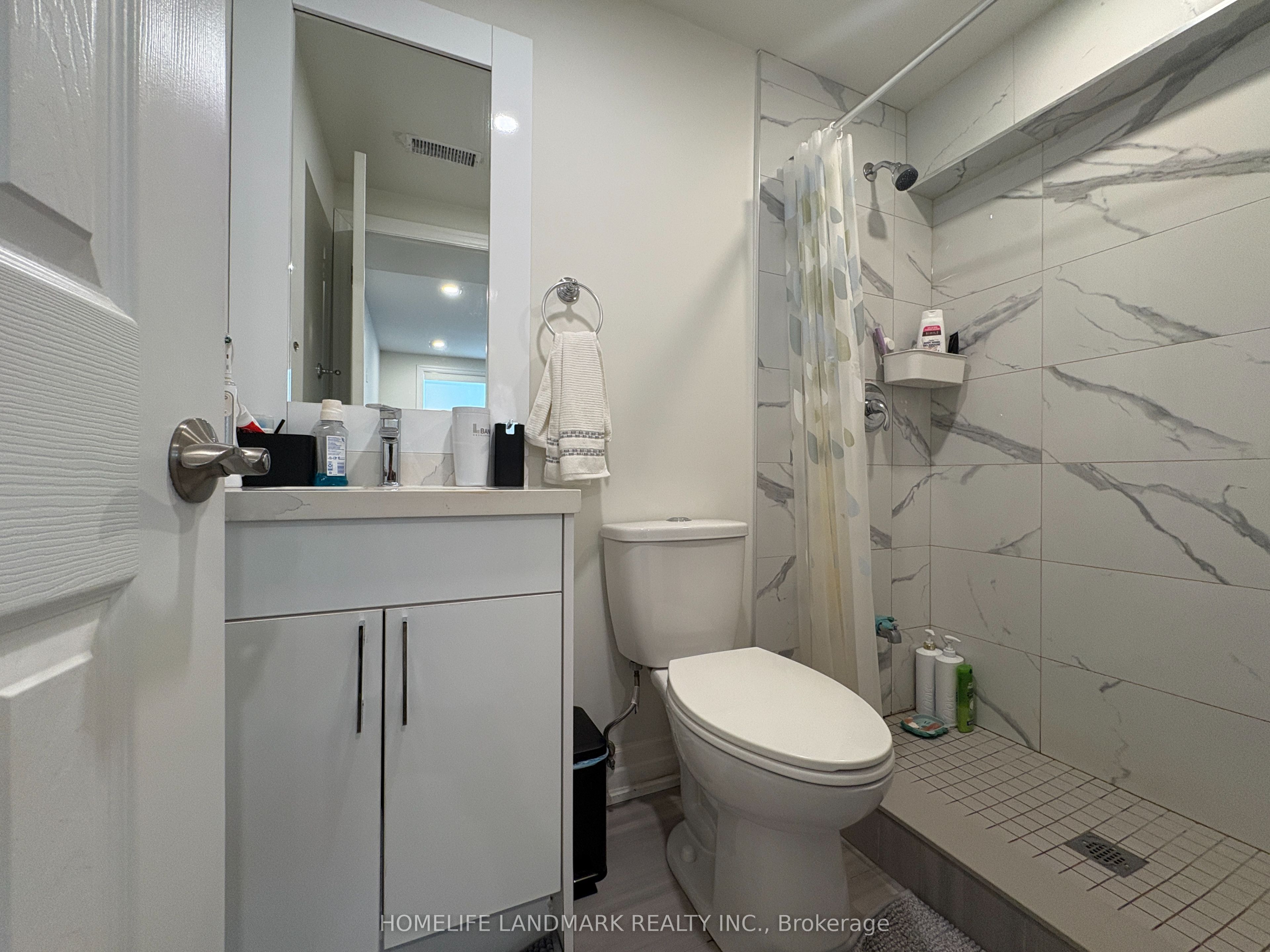 345 Palmer Avenue Bsmt Studio