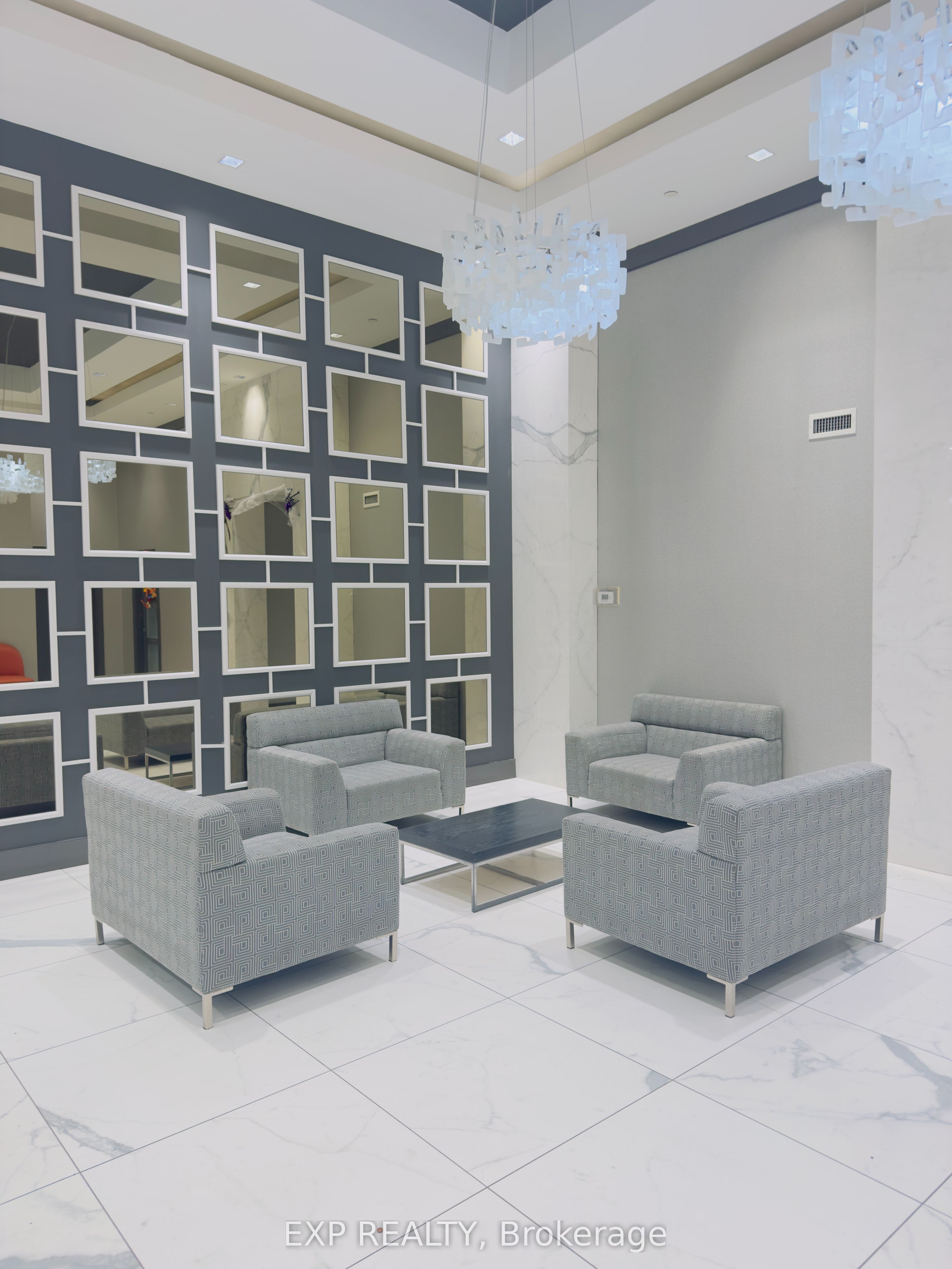 3700 Highway 7 Way W 608