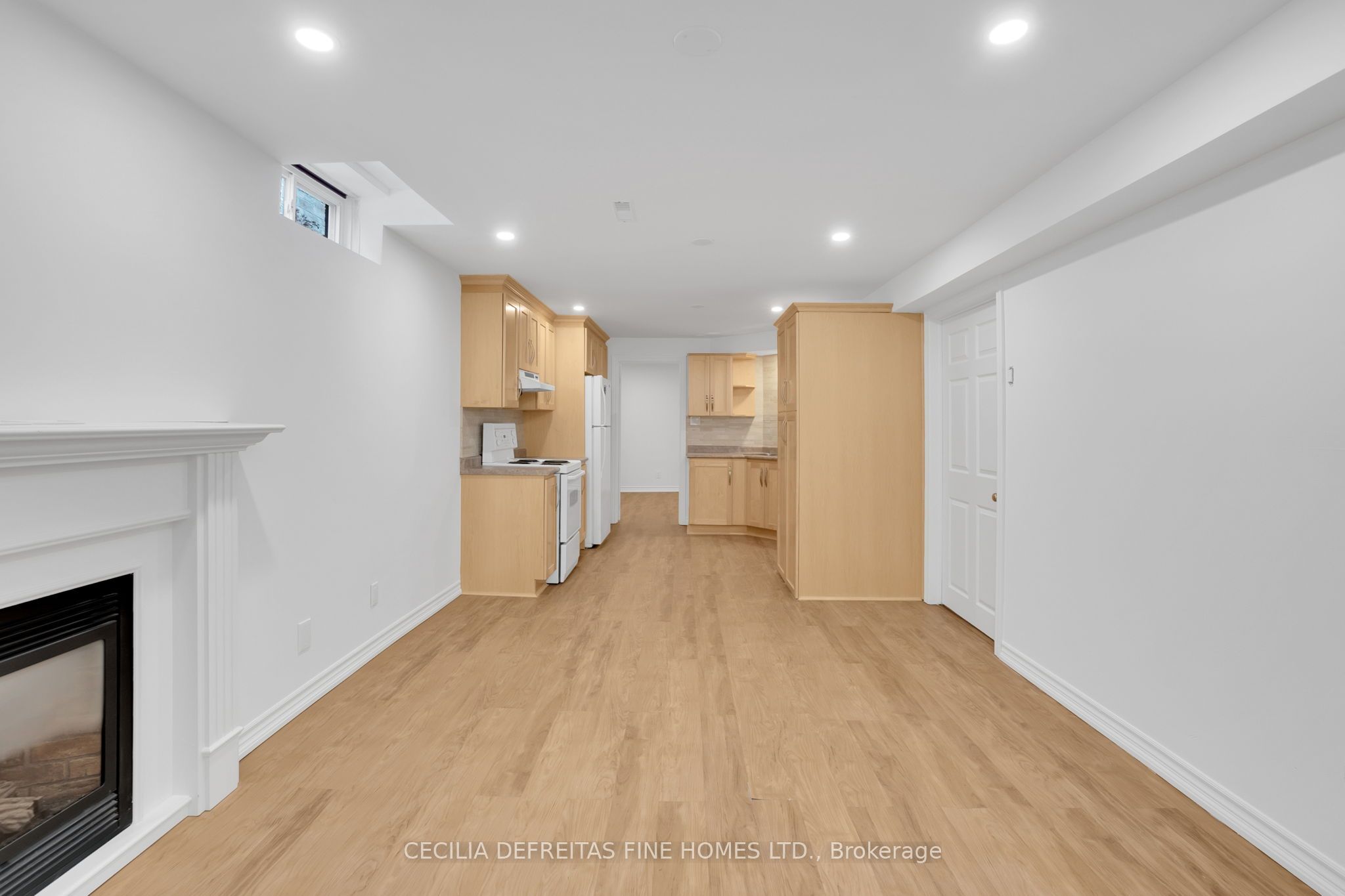 40 Venetian Crescent Bsmt