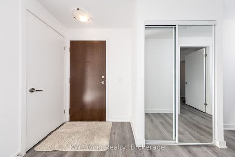38 Iannuzzi Street 503 Toronto ON M5V 0S2