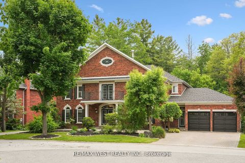 81 Woodview Drive Pickering ON L1V 1L1