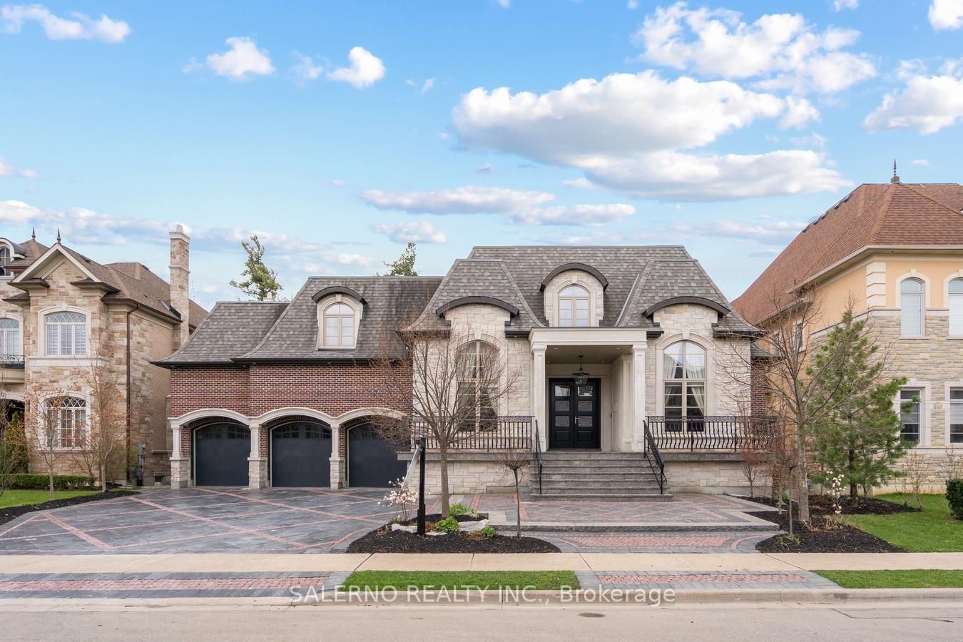 71 Grand Vellore Crescent