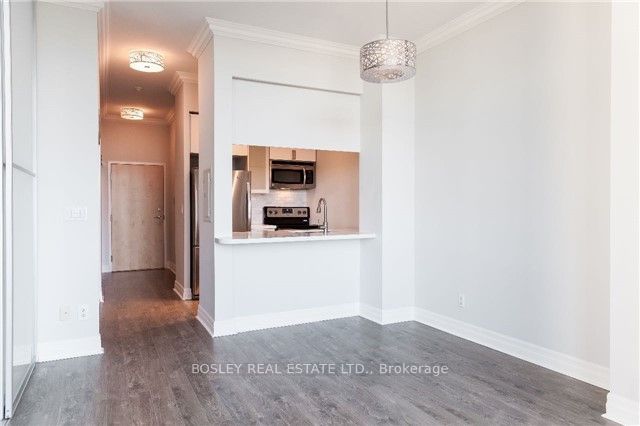 8 Scollard Street PH206
