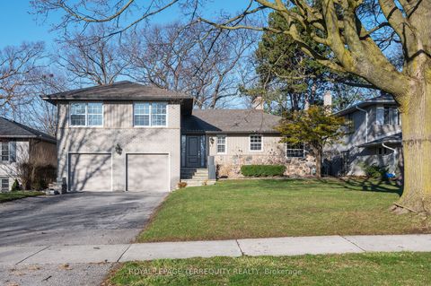 31 Rivercove Drive Toronto ON M9B 4Y8