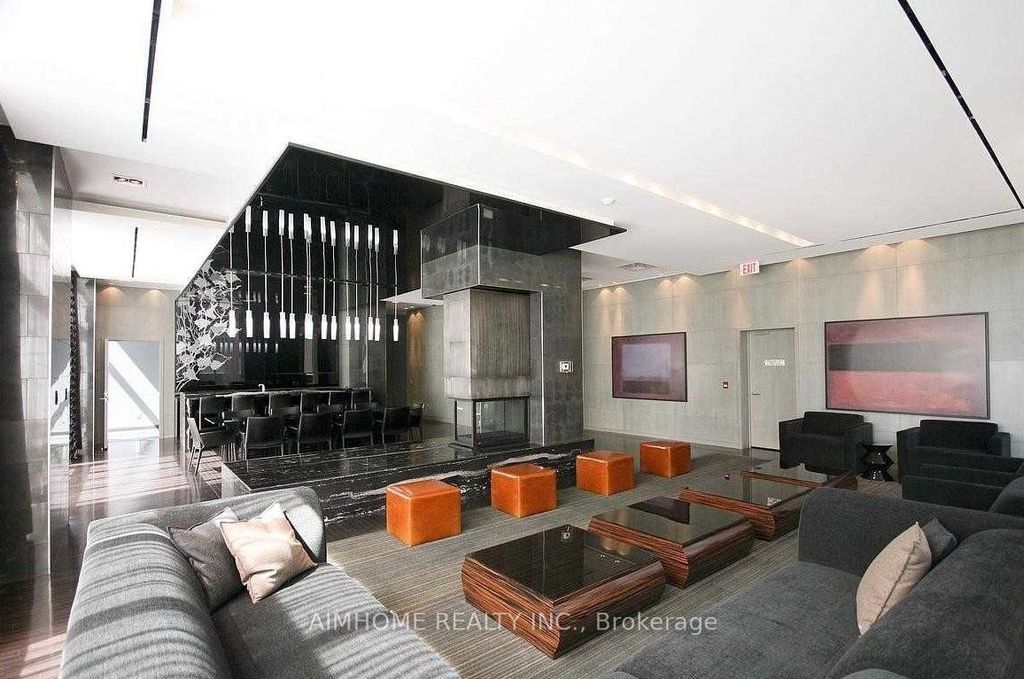 Photo of 770 Bay Street #801, Toronto, ON M5G 1N6 (MLS # C12878530)