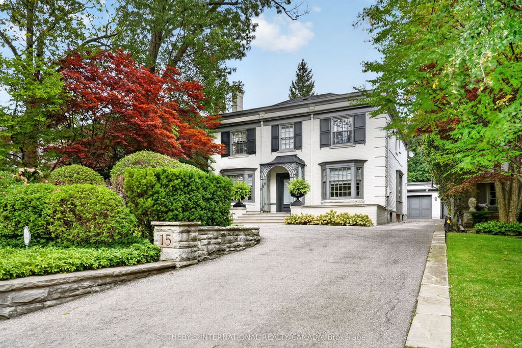 Photo of 15 Alexandra Wood, Toronto, ON M5N 2S2 (MLS # C13792340)