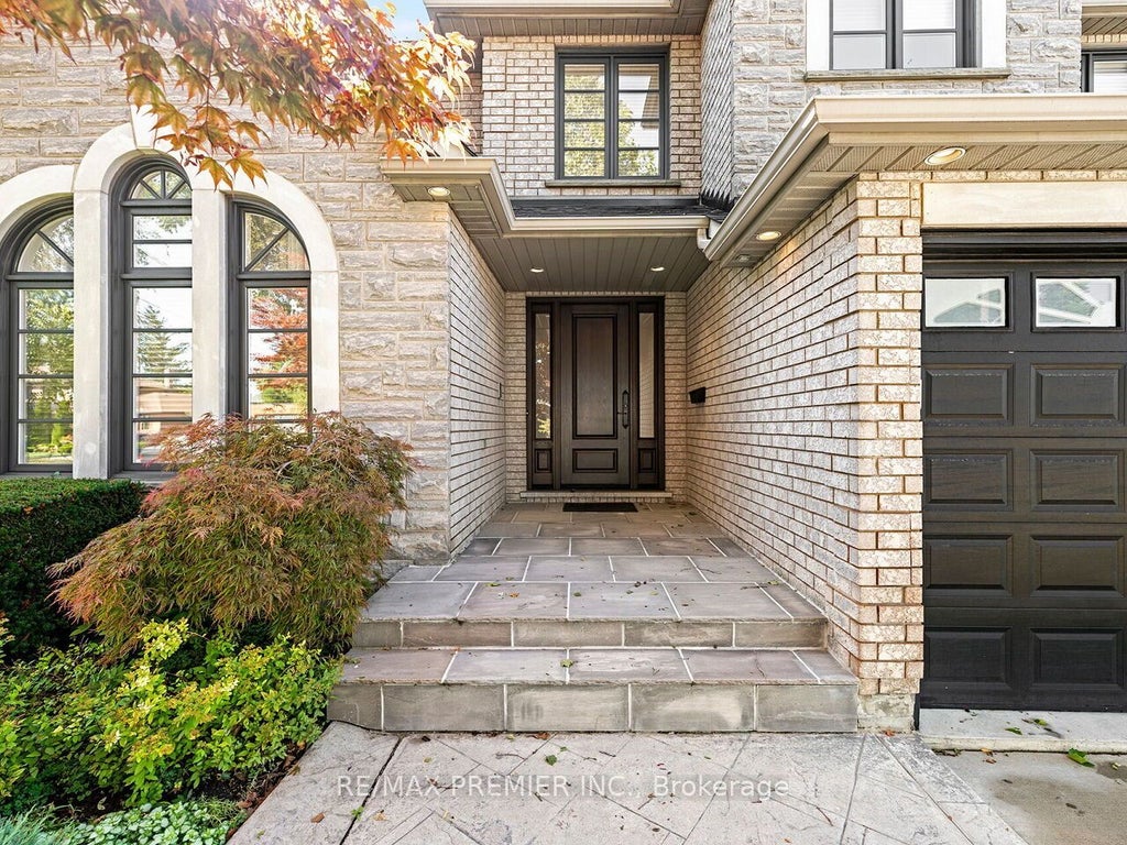 Photo of 27 Gaydon Avenue, Toronto, ON M9M 1G6 (MLS # W13758586)