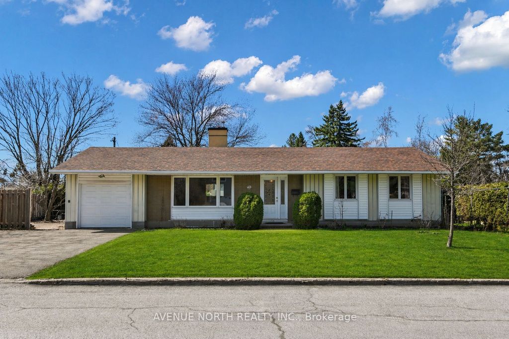 Photo of 980 Wiseman Crescent, Billings Bridge - Riverside Park and Area, ON K1V 8J4 (MLS # X13041828)