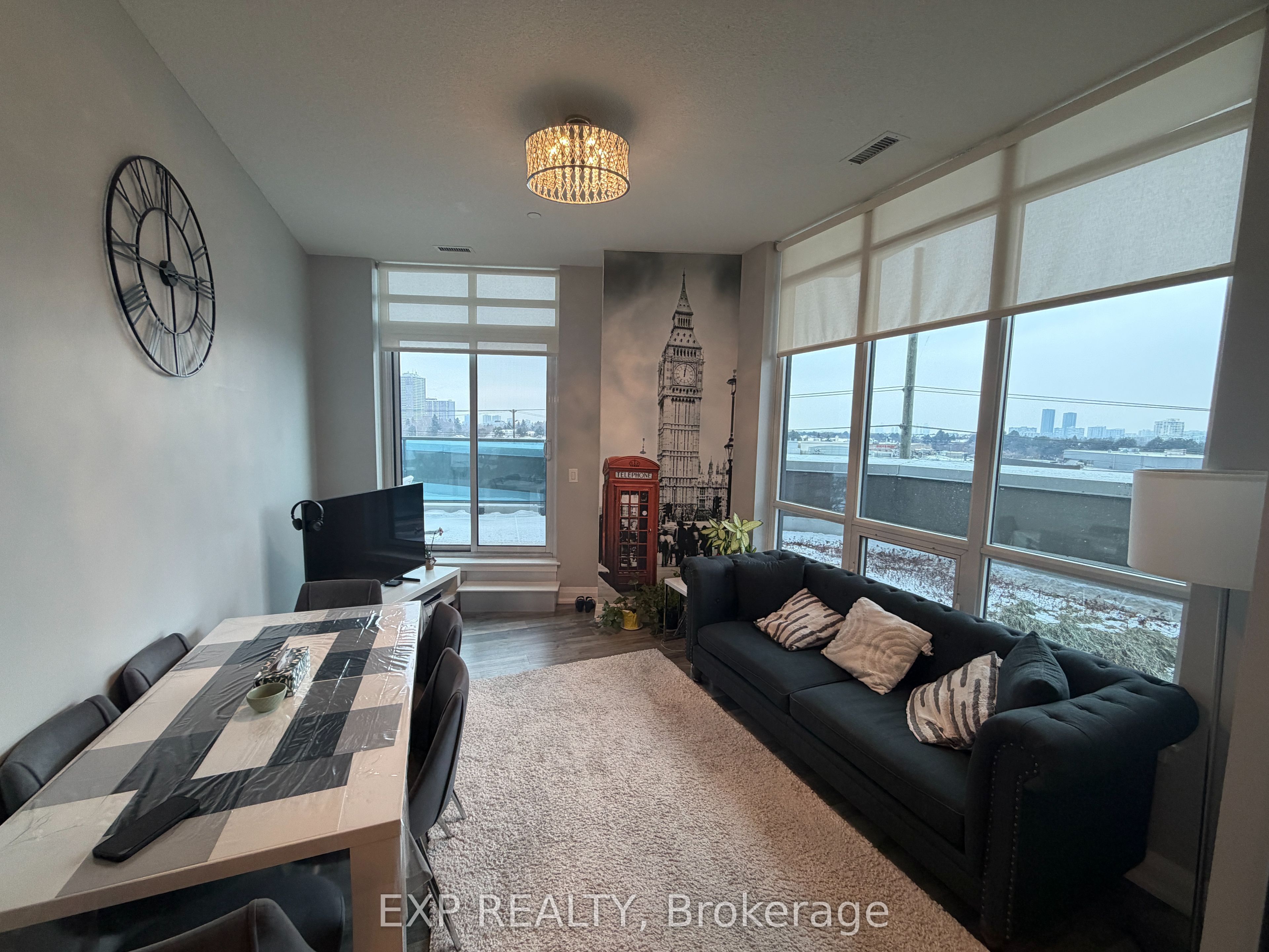 7171 Yonge Street 308