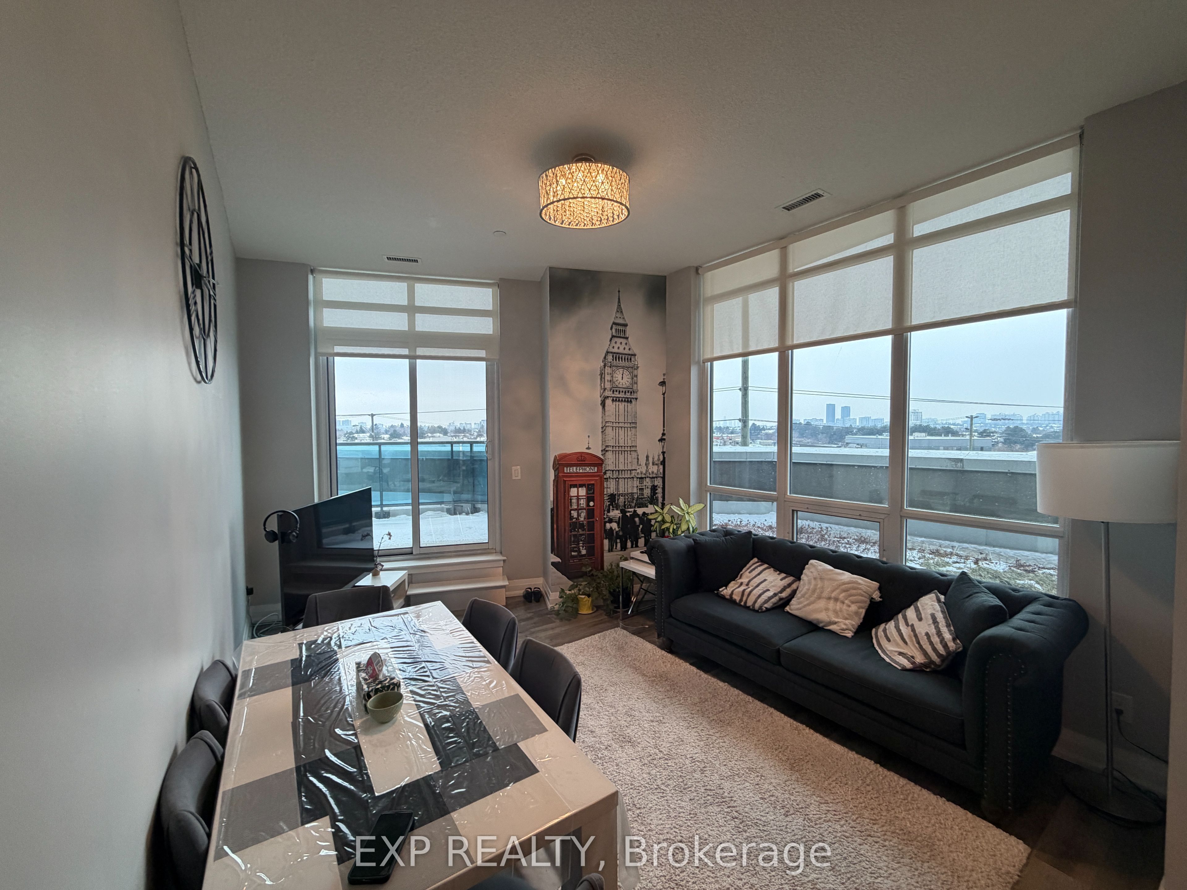 7171 Yonge Street 308