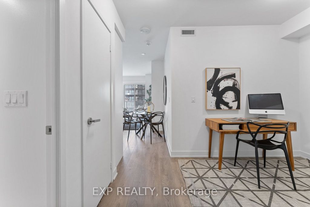 Photo of 99 Broadway Avenue #2011, Toronto, ON M4P 0E3 (MLS # C12350339)