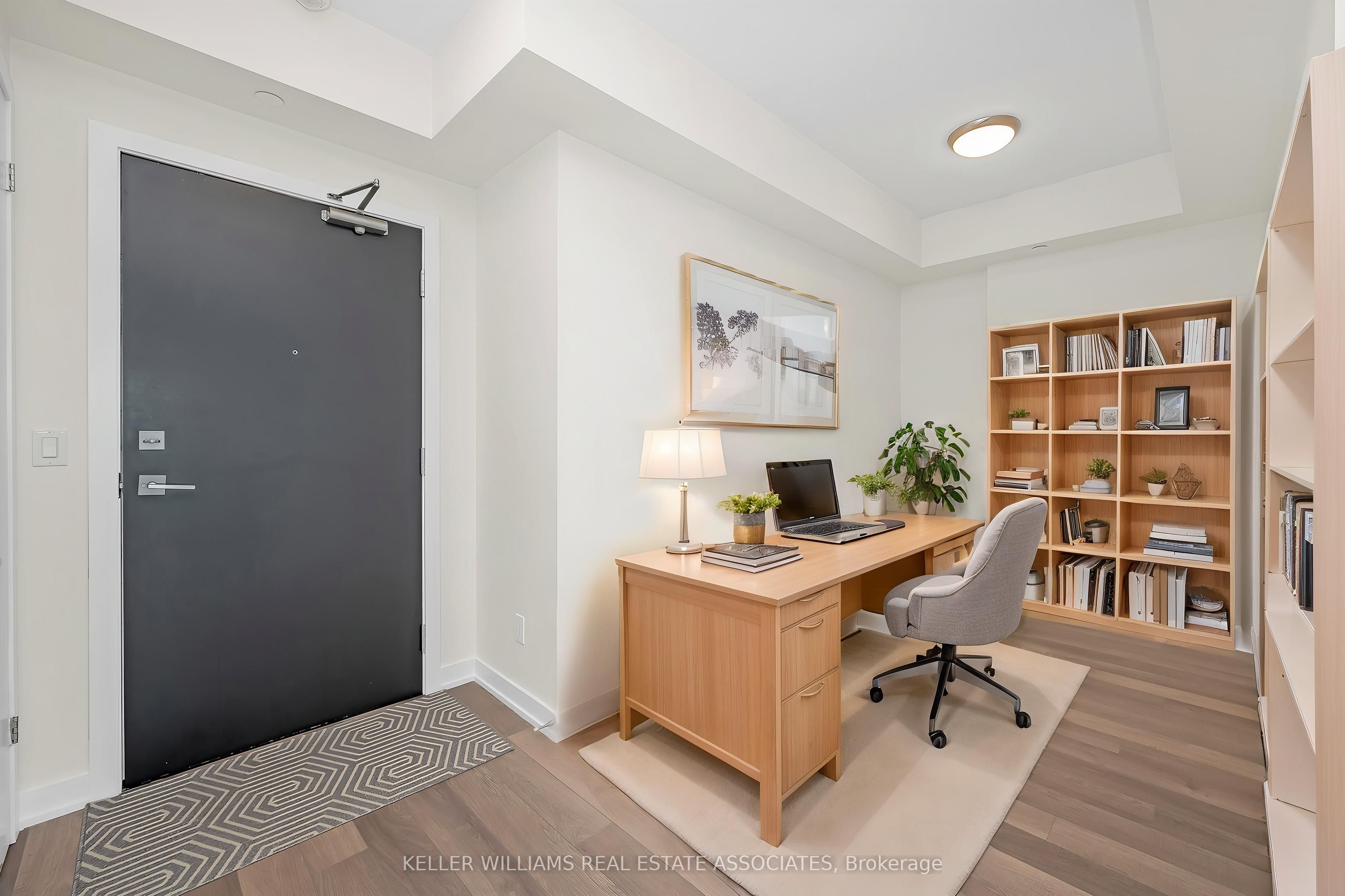 5240 Dundas Street B412
