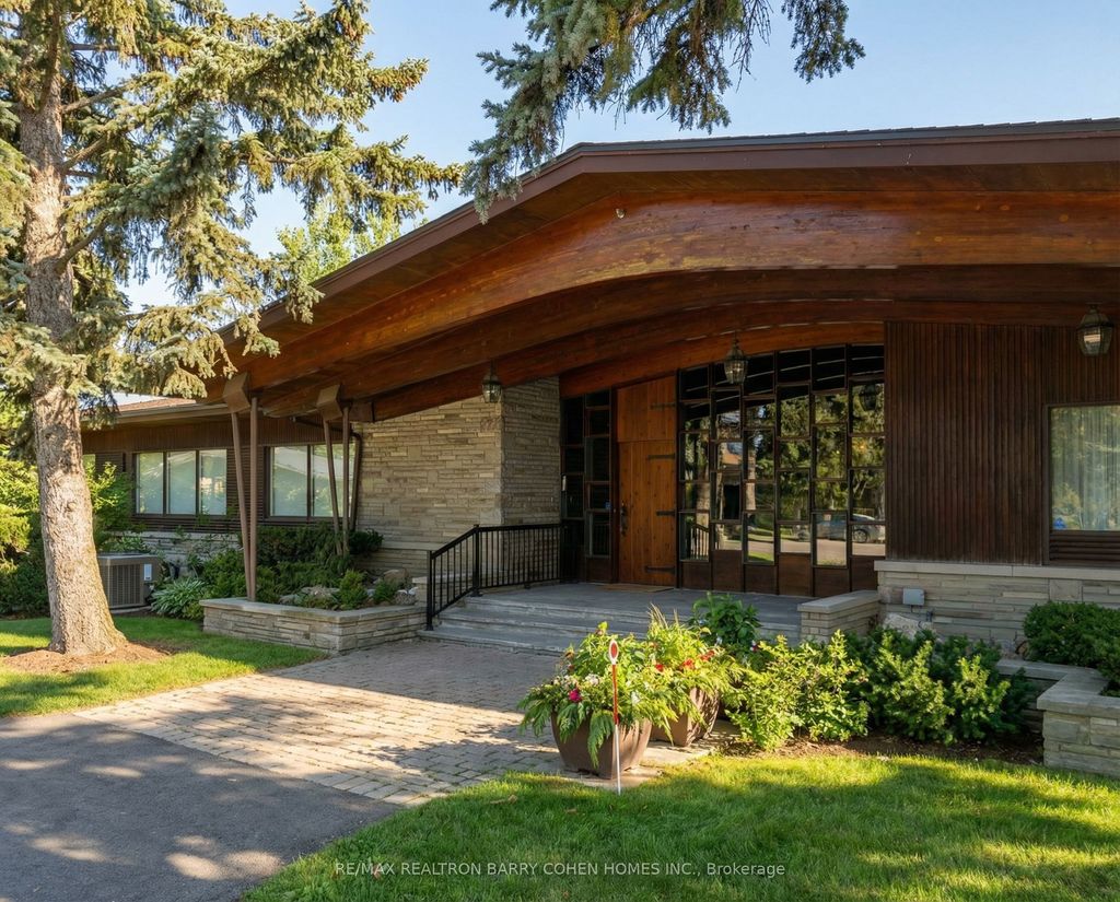 Photo of 28 Daleberry Place, Toronto, ON M3B 2A7 (MLS # C12842140)