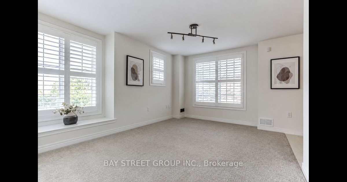 9 Old Colony Road 118
