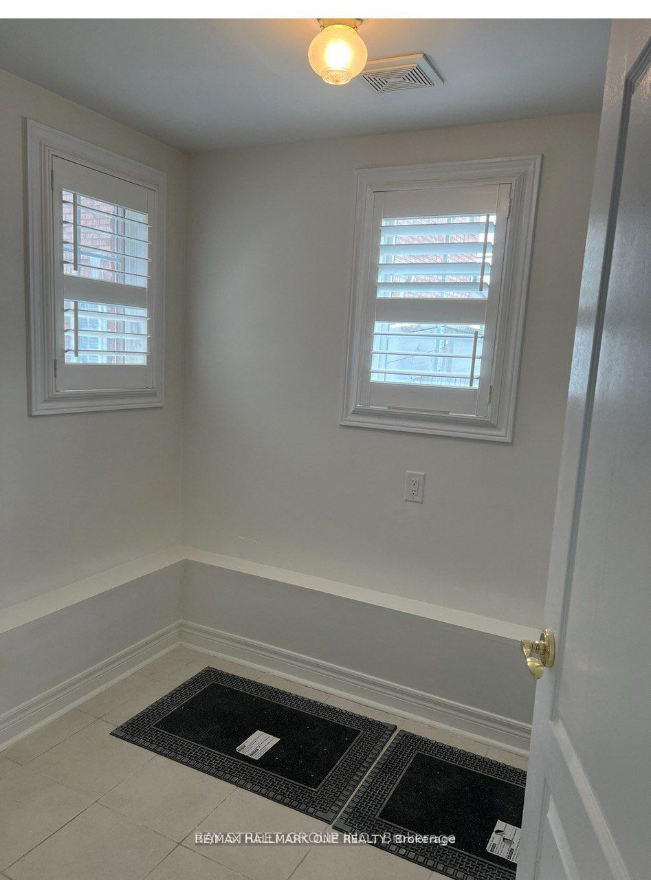 9 Old Colony Road 118
