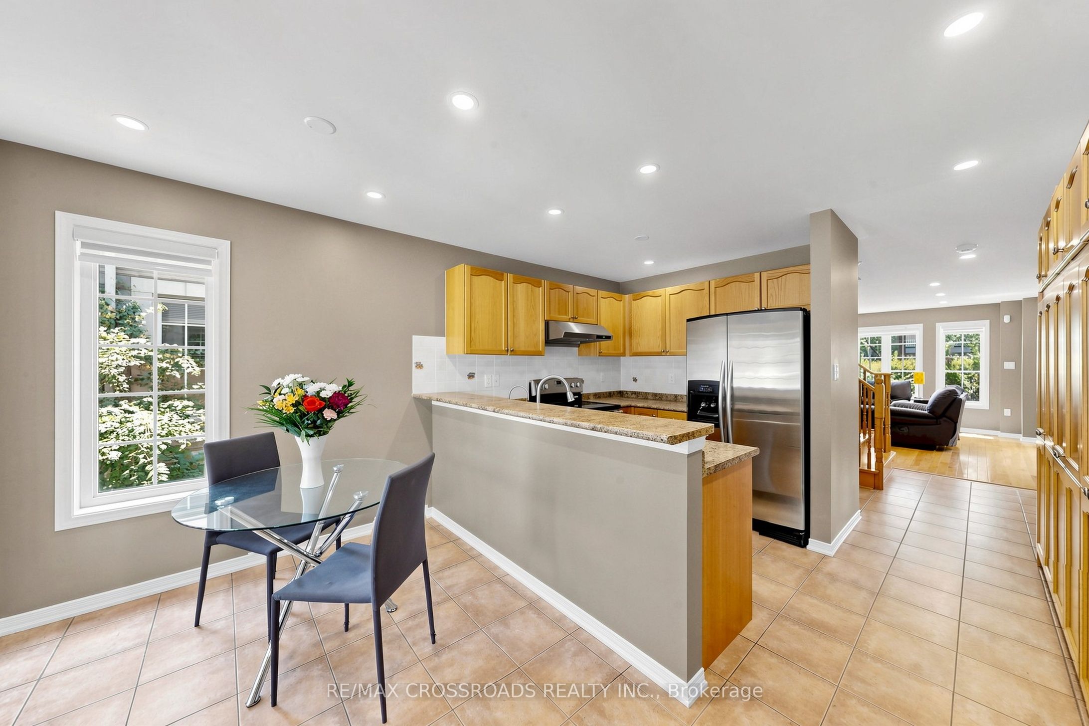 41 Prince Charles Way
