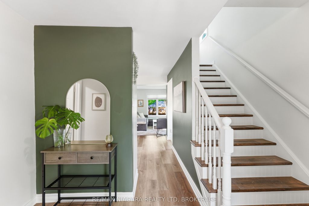 Photo of 25 Beverly Street, St. Catharines, ON L2P 2J9 (MLS # X13124454)