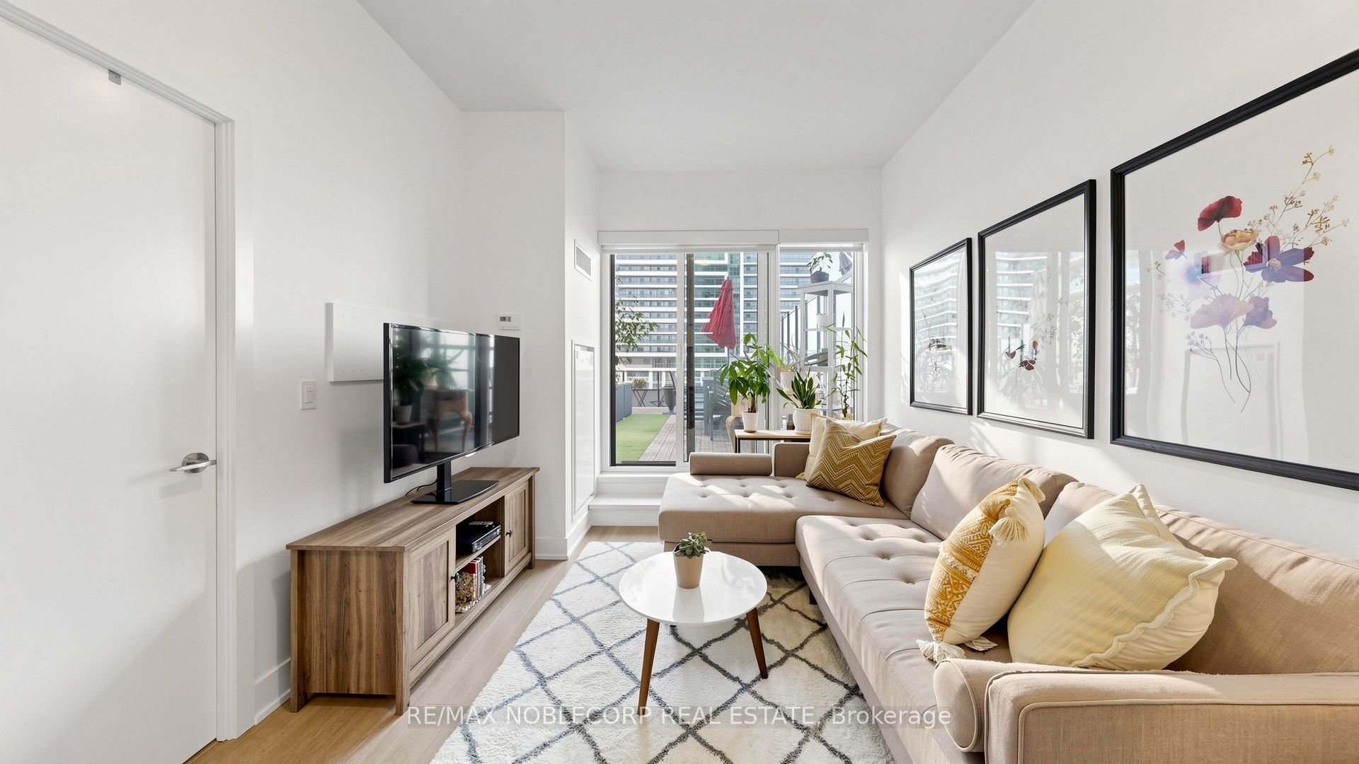 20 Shore Breeze Drive 505