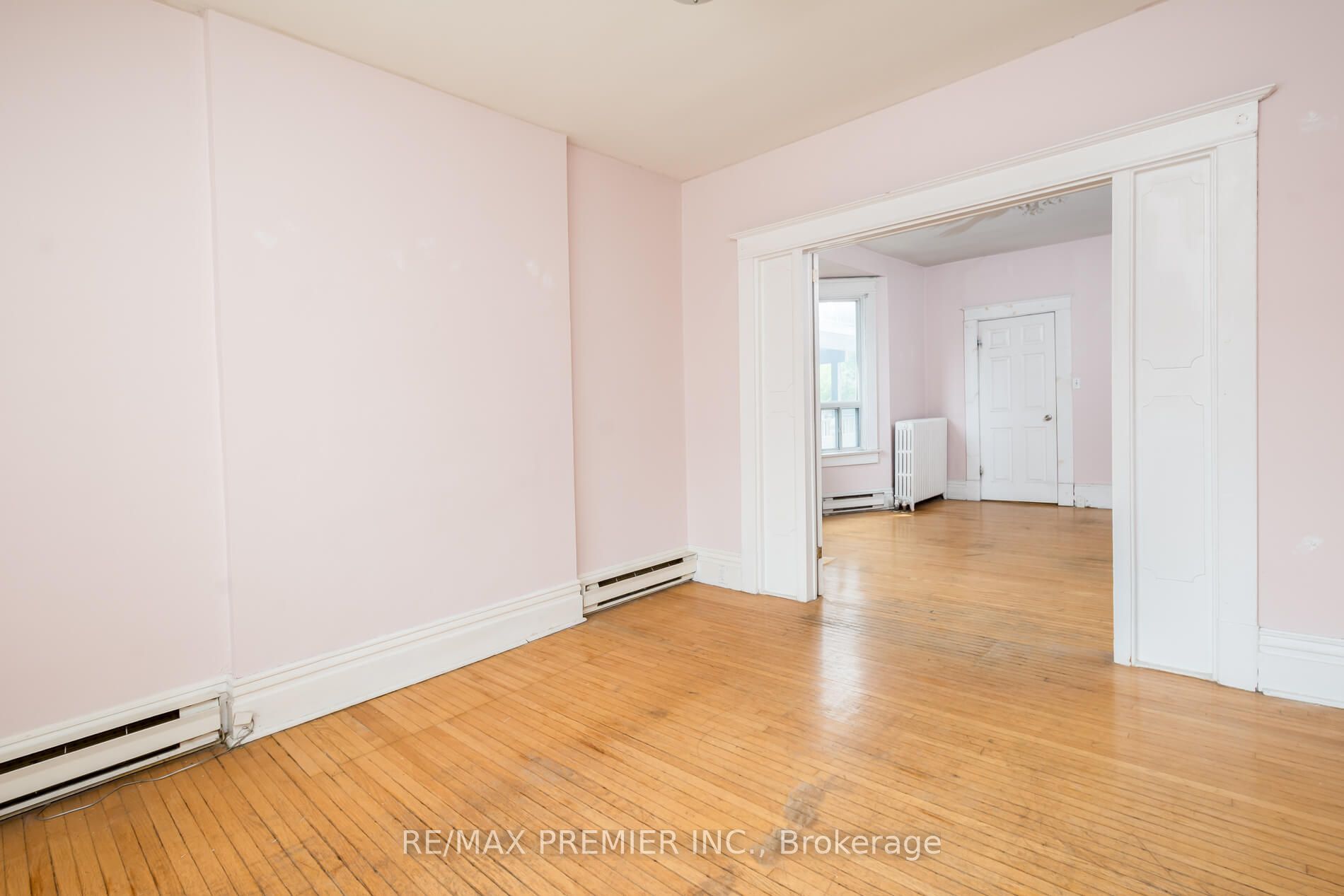 300 Keele Street