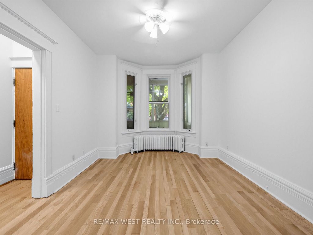 Photo of 50 Albany Avenue, Toronto, ON M5R 3C3 (MLS # C13460808)