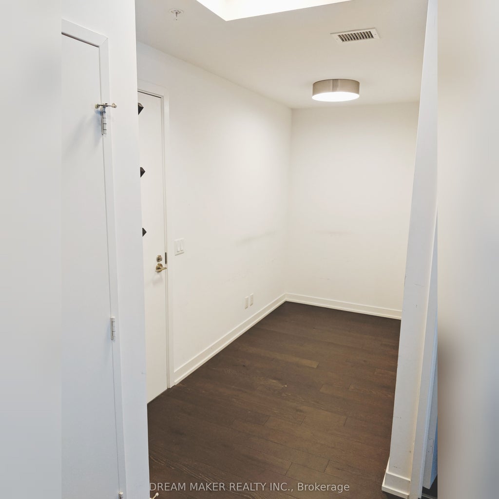 Photo of 455 Front Street E #4, Toronto, ON M5A 0G2 (MLS # C14127840)