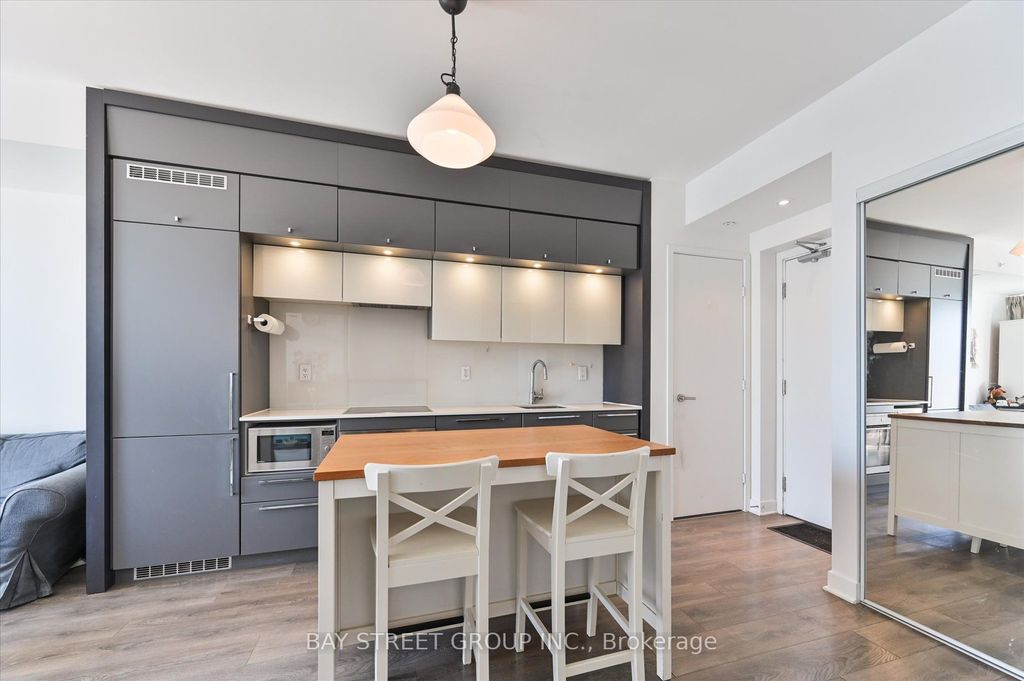 Photo of 15 Grenville Street #5002, Toronto, ON M4Y 0B9 (MLS # C12766766)