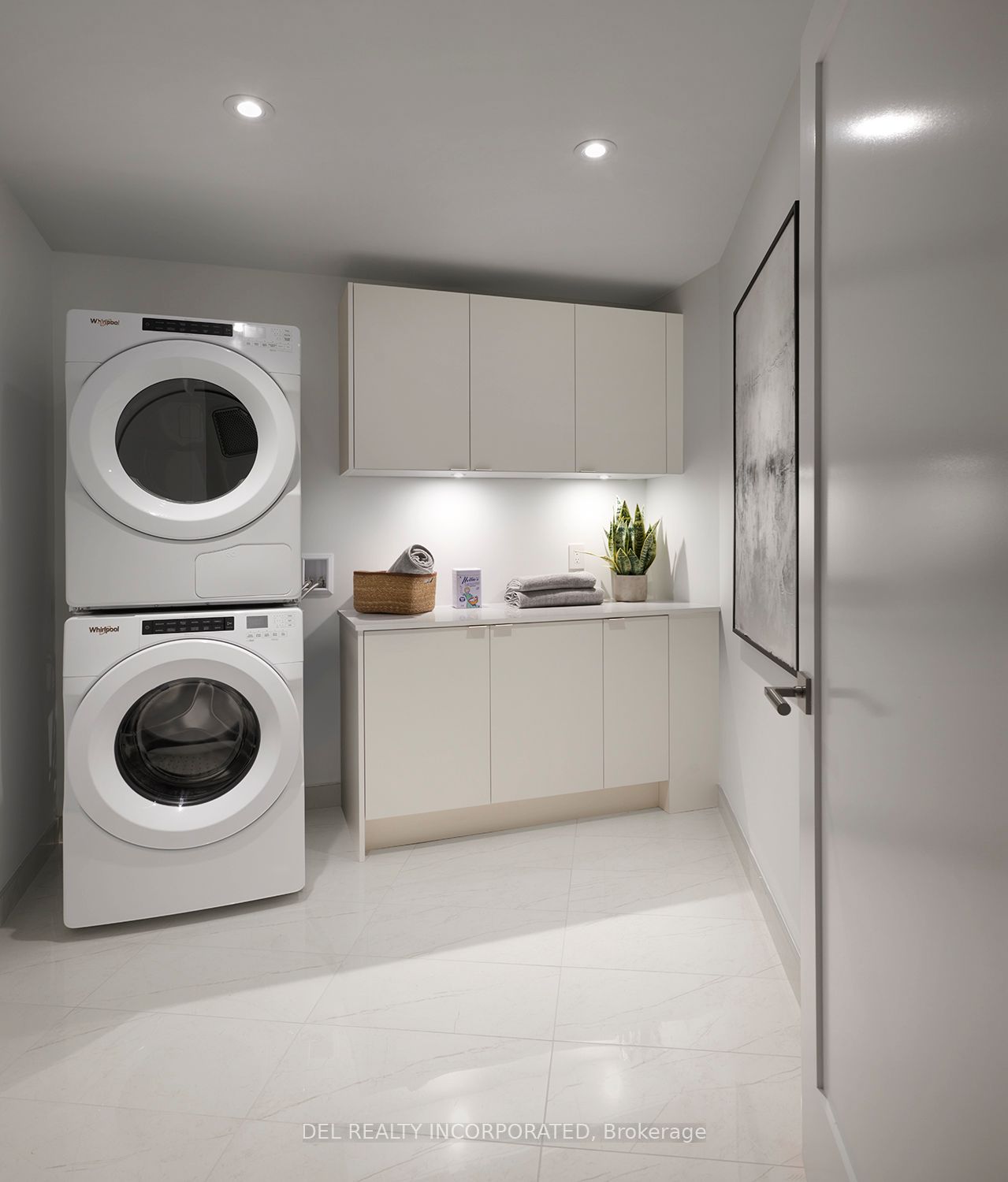 155 Merchants' Wharf N/A 418