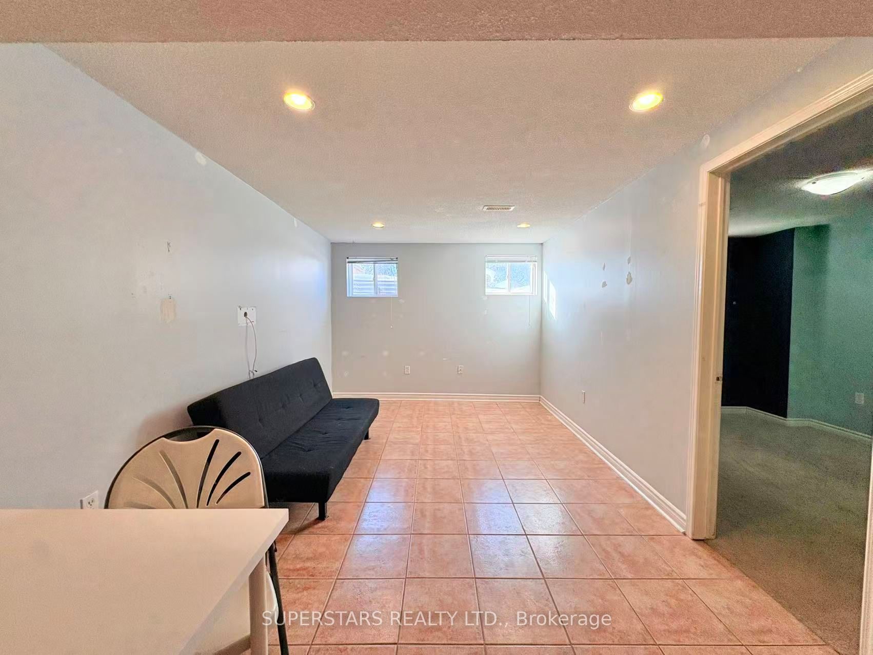 21 Viewcrest Circle Bsmt