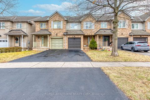 2266 Arbourview Drive Oakville ON L6M 3N6