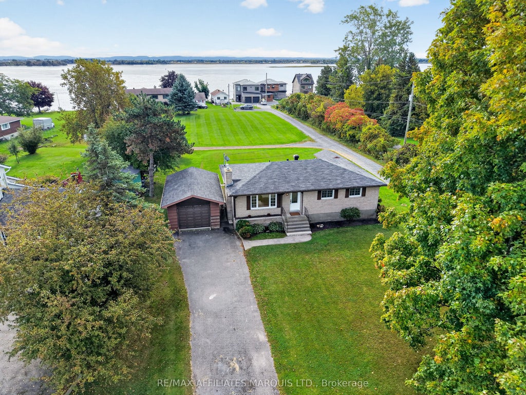 Photo of 18696 County Road 2 Road, South Glengarry, ON K6H 5R5 (MLS # X13859410)