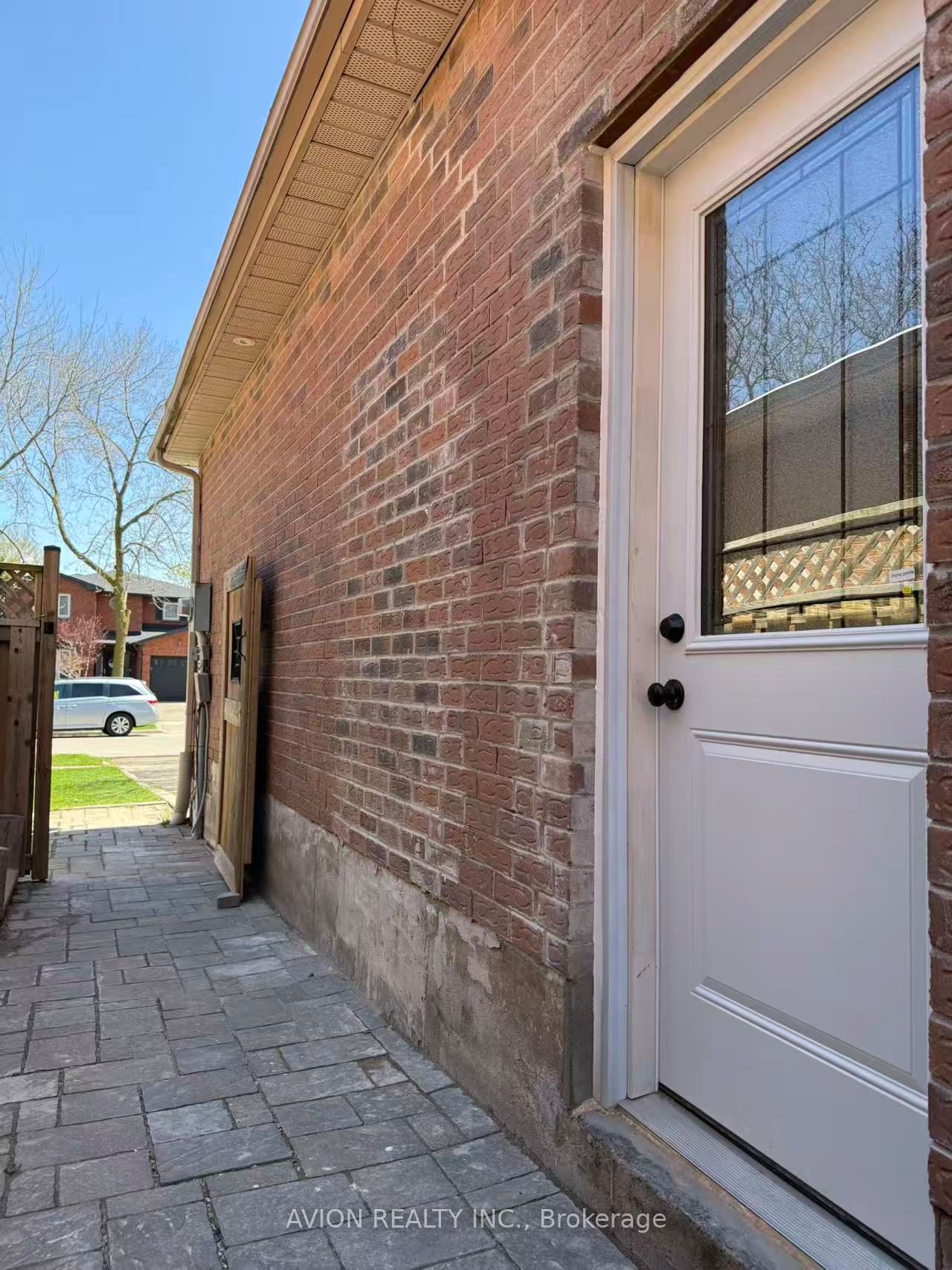 Bsmt 1438 Winterbourne Drive