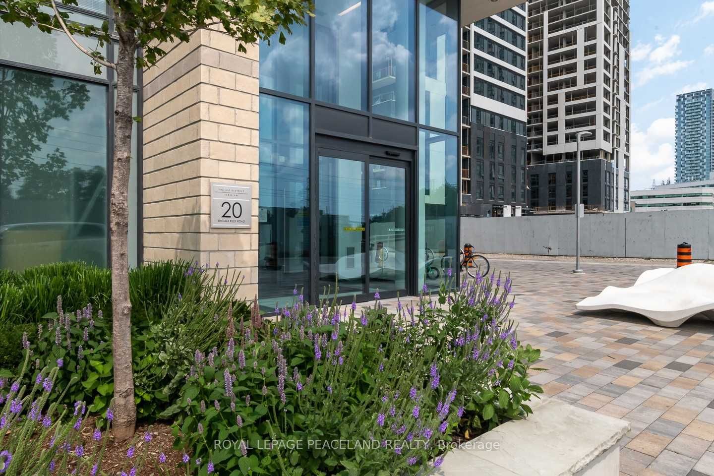 20 Thomas Riley Road 1207