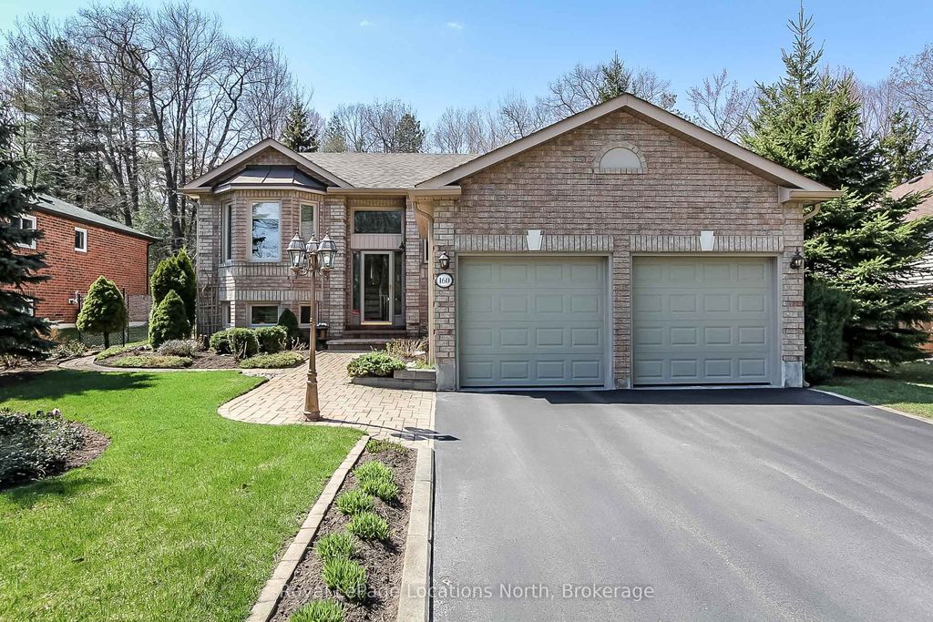 Photo of 160 Fernbrook Drive, Wasaga Beach, ON L9Z 1G9 (MLS # S12450630)