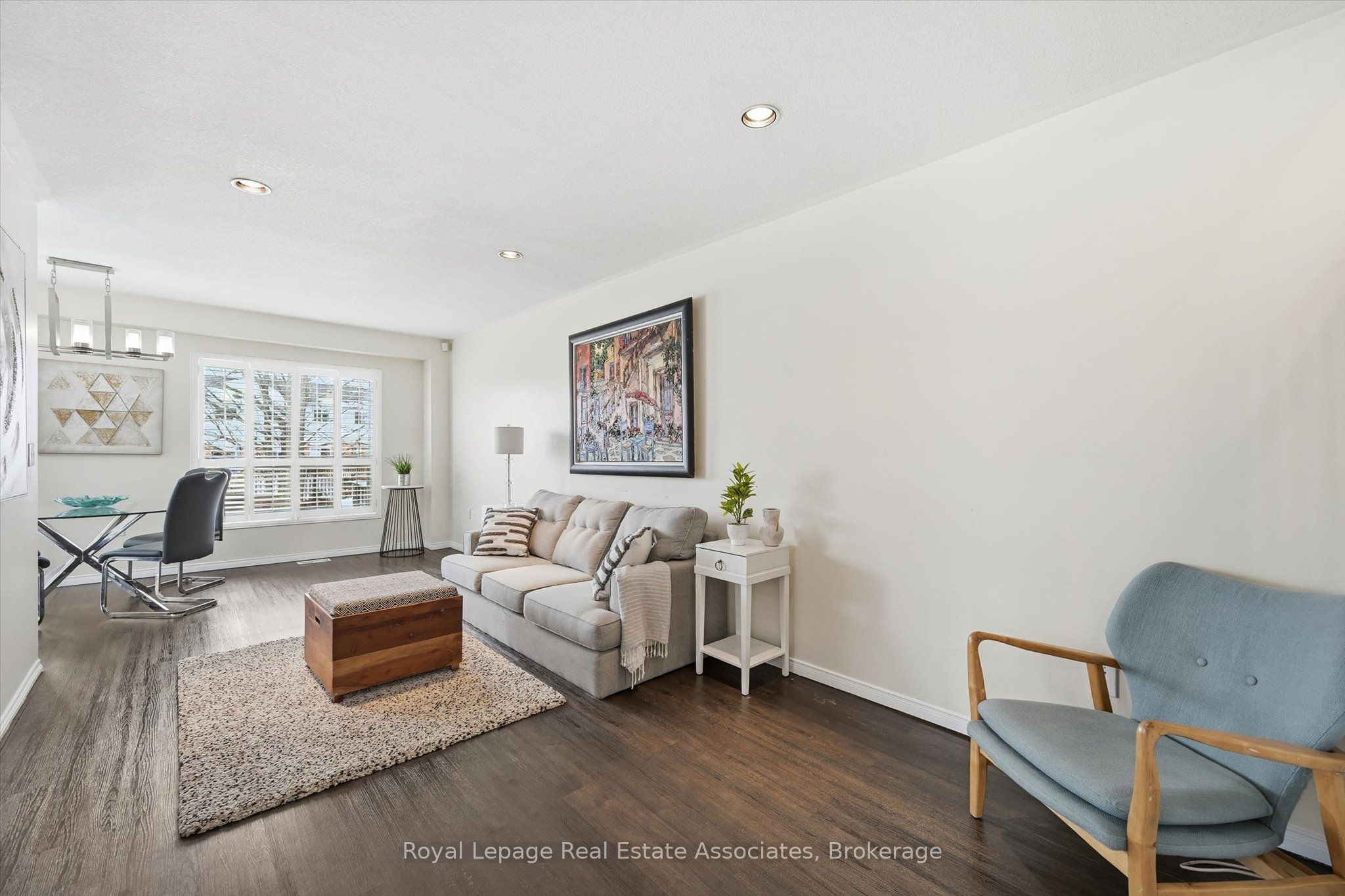 346 Highland Road W 35