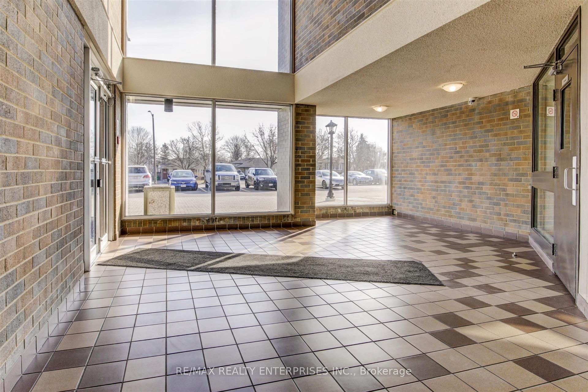 2001 Bonnymede Drive 110