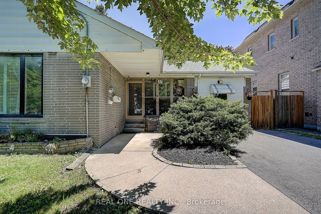 Photo of 37 Lauralynn Crescent, Toronto, ON M1S 2H3 (MLS # E13490624)