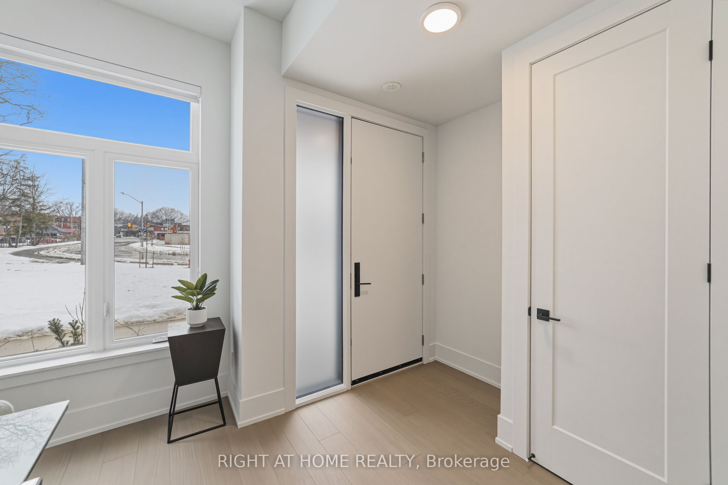 10 Lou Parsons Way 2