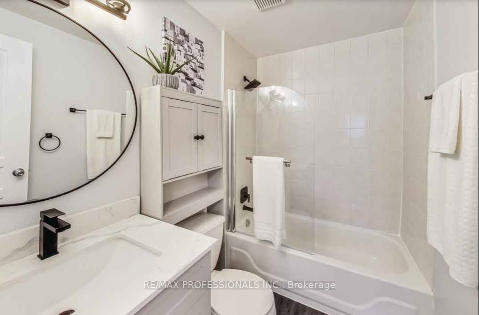 412 Jarvis Street 105