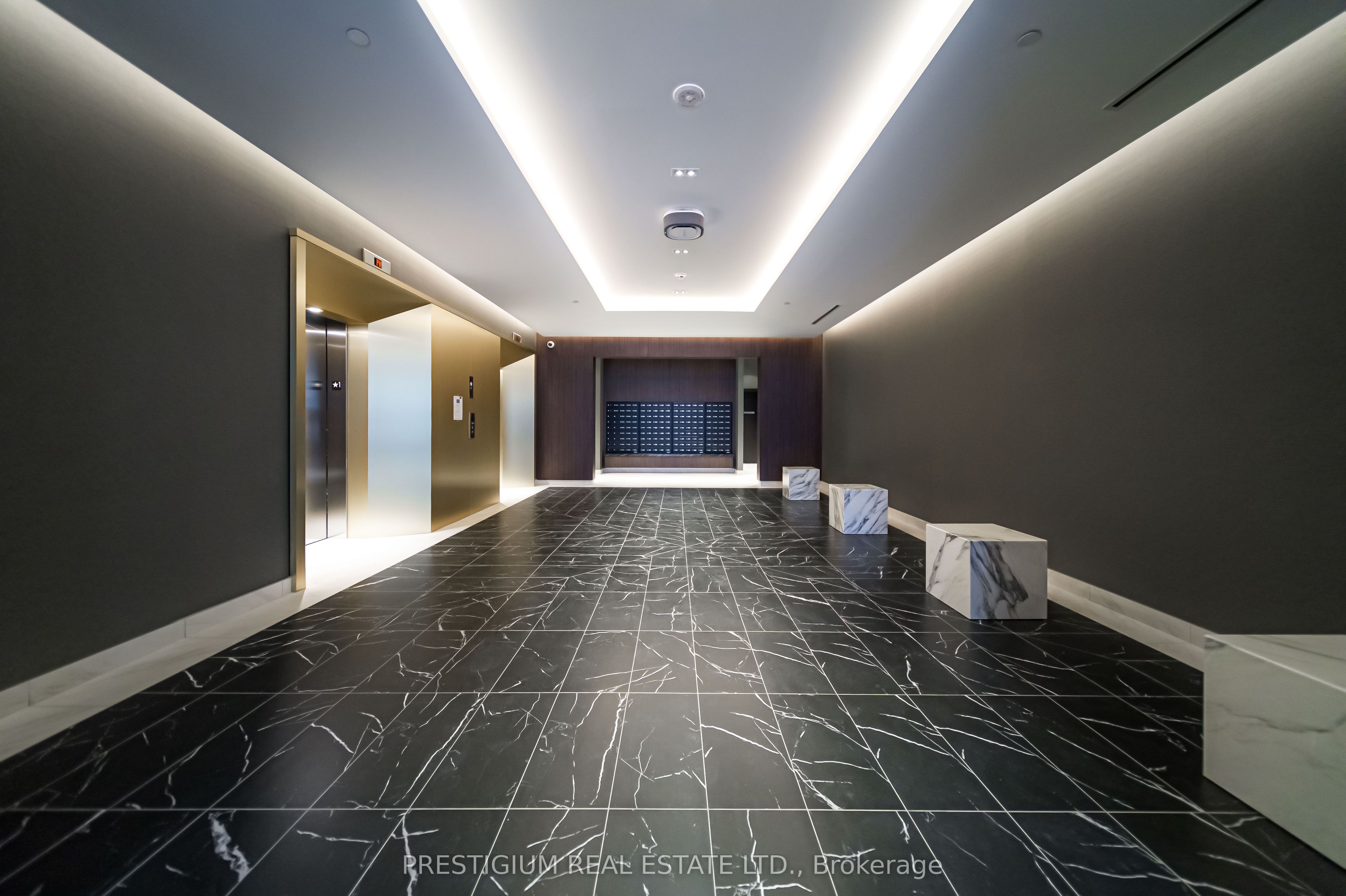 500 Dupont Street 303