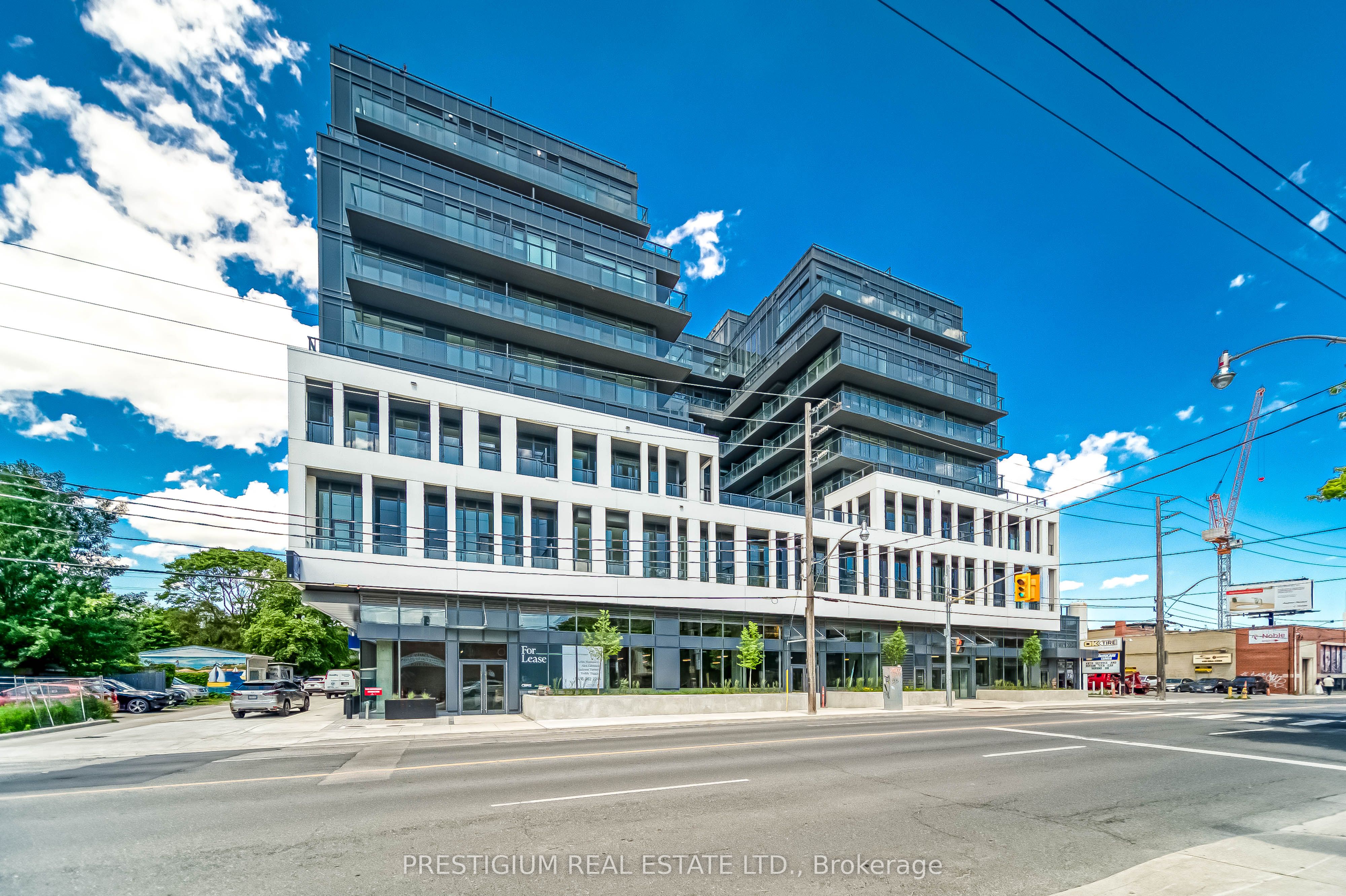 500 Dupont Street 303