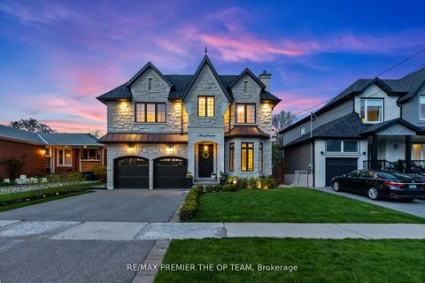 5 Storey Crescent Toronto ON M9B 3C7