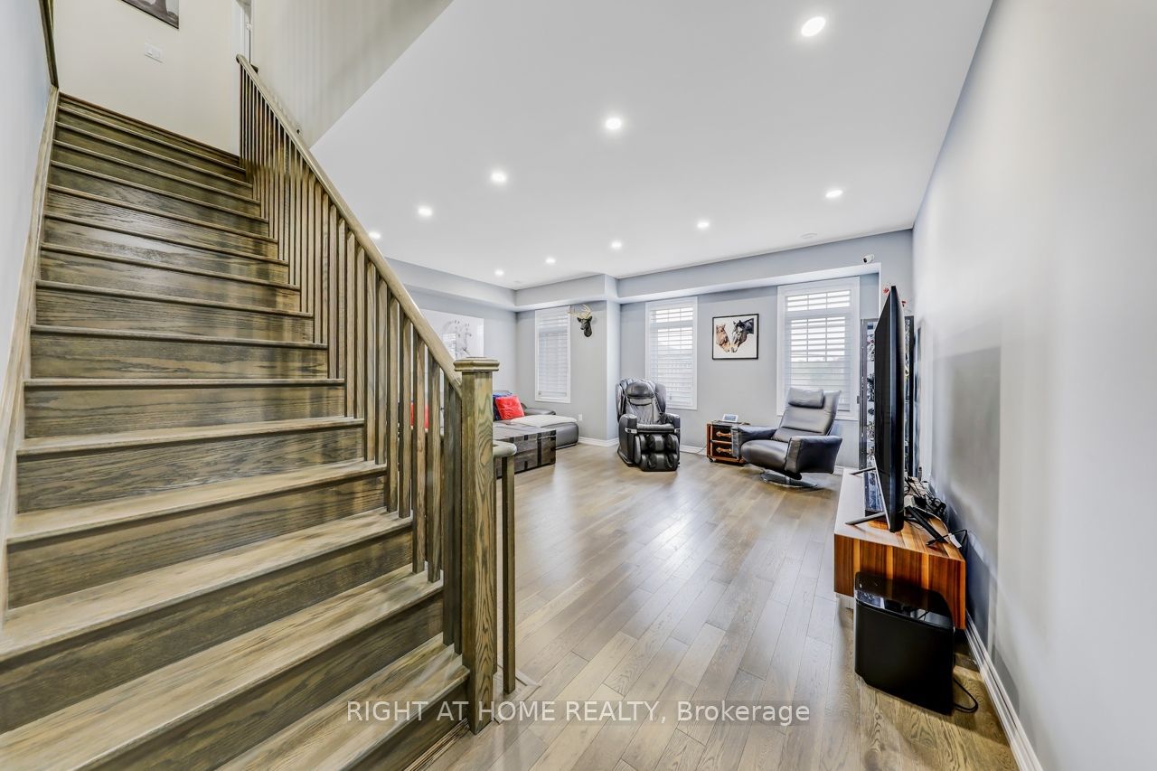 10937 Victoria Square Boulevard