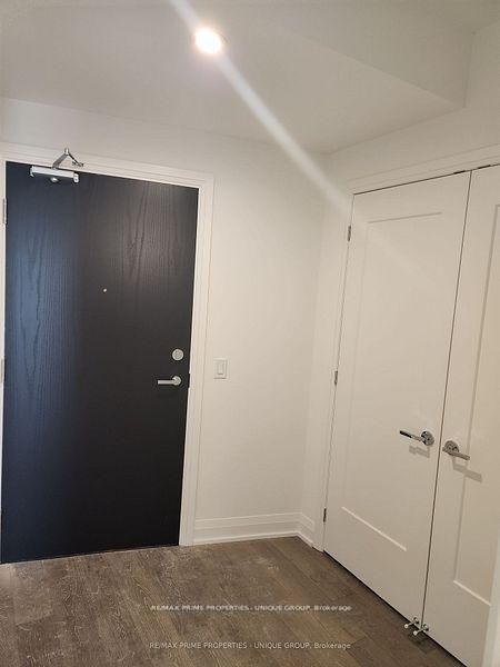 293 The Kingsway N/A 808