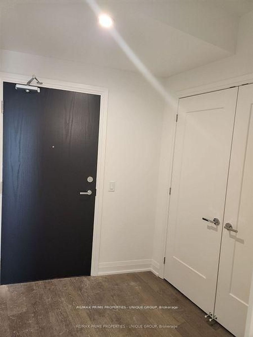 Photo of 293 The Kingsway N/A #808, Toronto, ON M9K 3A9 (MLS # W12601770)