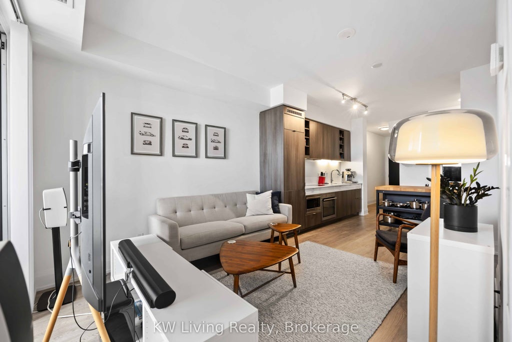 Photo of 101 Erskine Avenue #1703, Toronto, ON M4P 0C5 (MLS # C13752910)