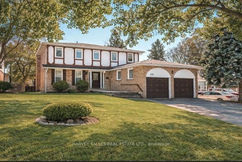 274 Mcgill Street Mississauga ON L5A 1V4