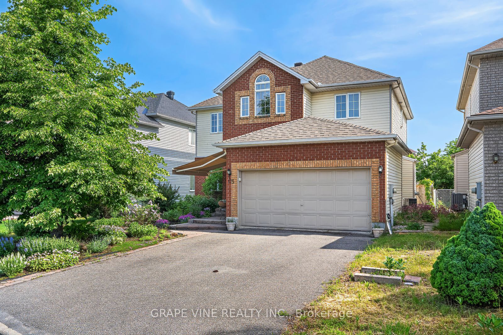 Photo 1 of 34 — 175 Allanford Avenue, Hunt Club - South Keys and Area, ON K1T 3Y4