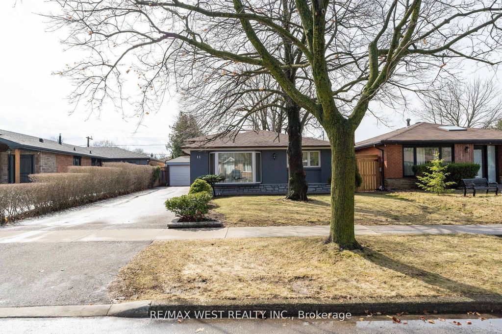 Photo of 11 Farley Crescent, Toronto, ON M9R 2A5 (MLS # W12281317)