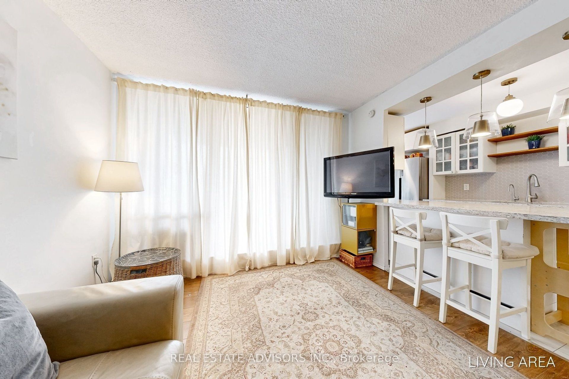 1625 Bloor Street 524