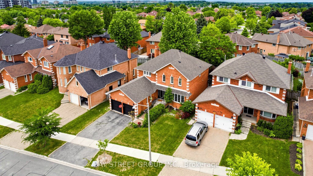 Photo of 26 Kew Gardens, Richmond Hill, ON L4B 1R6 (MLS # N13758966)